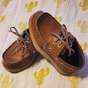 Toddler Sperry shoes